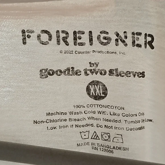 FOREIGNER band tee by goody two sleeves  x Maurice's white ss graphic, Size XXL - Picture 6 of 11